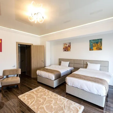 Summer 605 White Tower Apartmán *