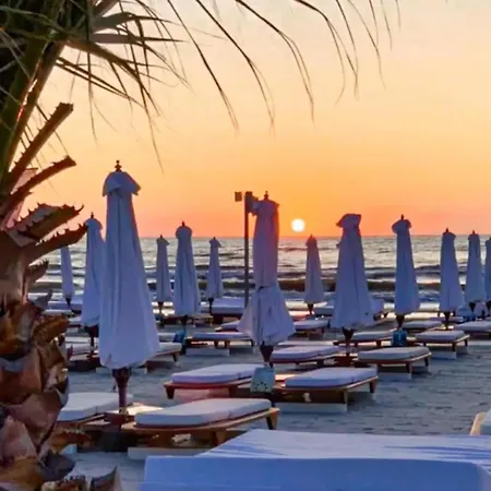 アパート Summer 605 White Tower